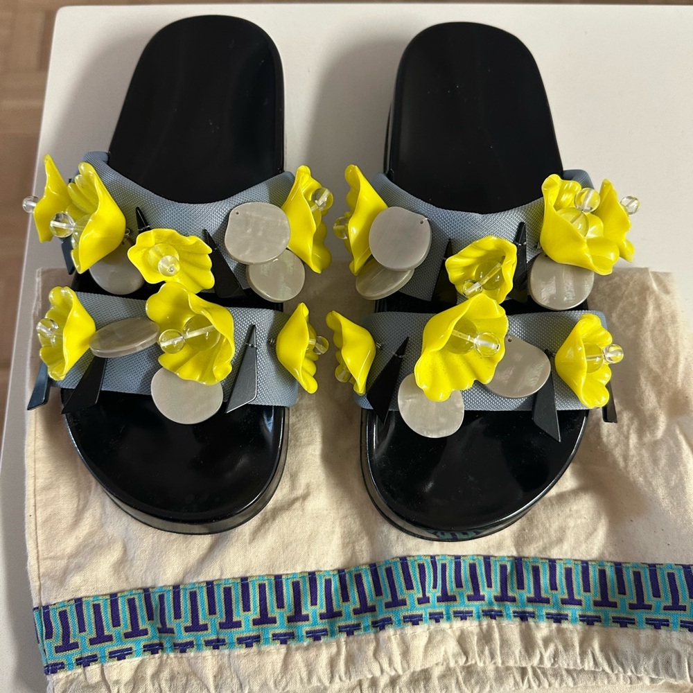 Tory Burch Flower Blossom Pool Slide Sandals Yellow Black Size 37